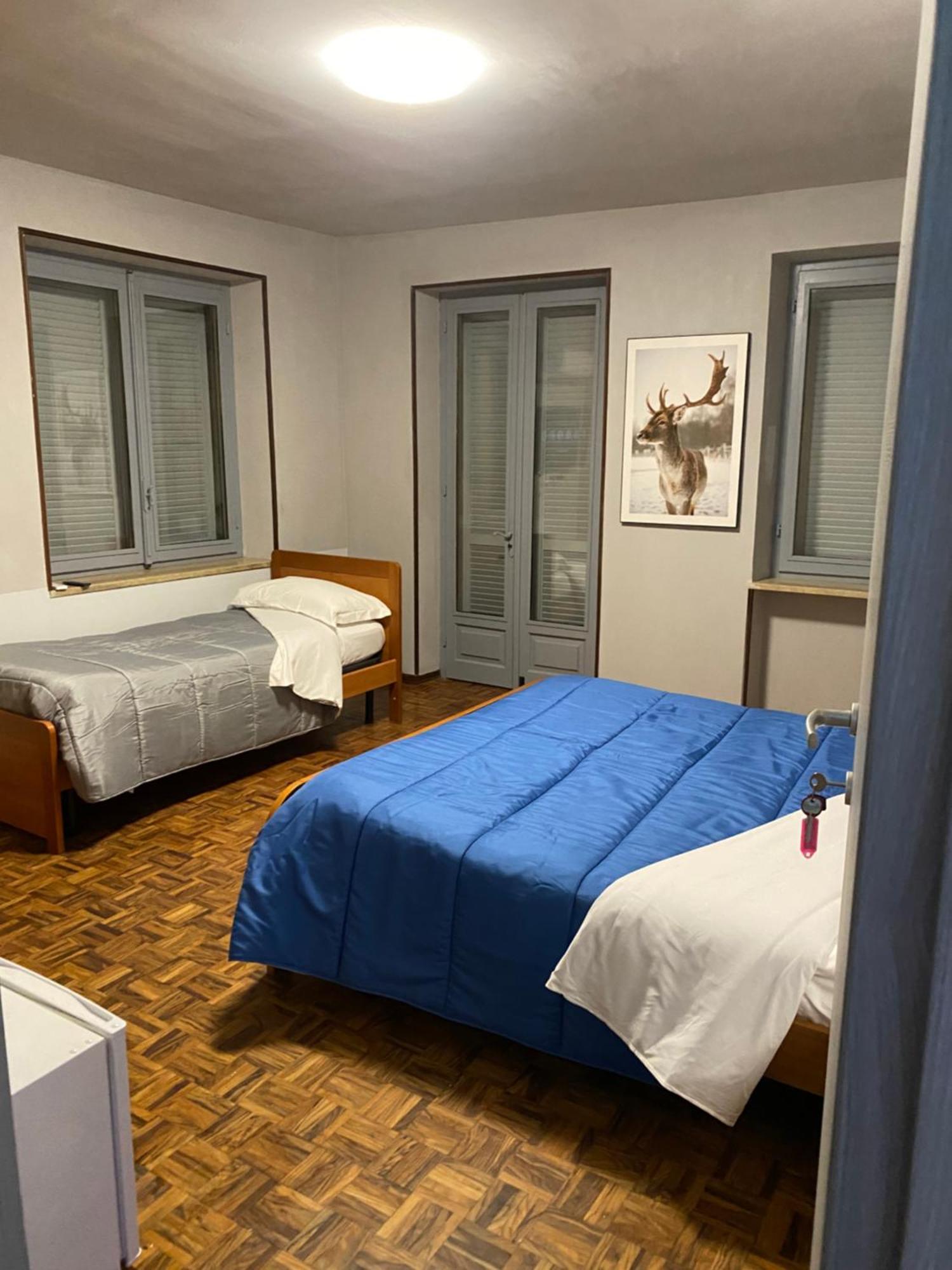 La Casa Di Cate & Adry Bed & Breakfast Envie Bagian luar foto