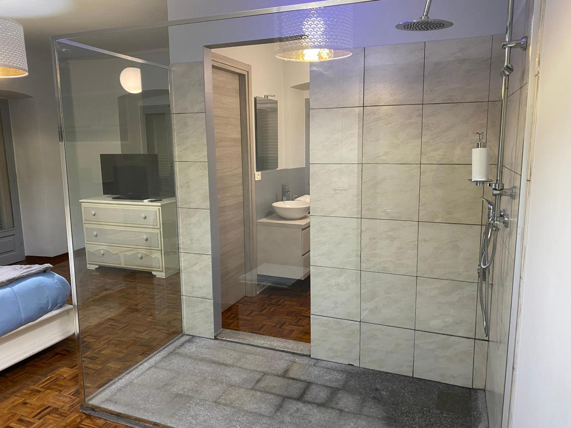 La Casa Di Cate & Adry Bed & Breakfast Envie Bagian luar foto